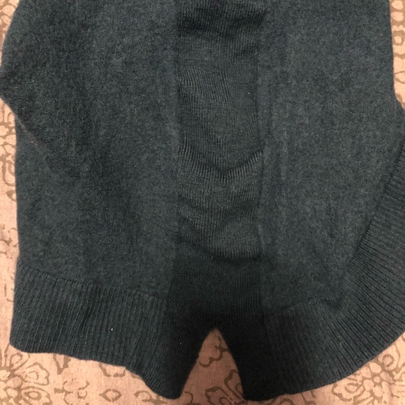 Jones and Co turquoise extra fine merino wool sweater. Fits size Xs - Picture 3 of 4